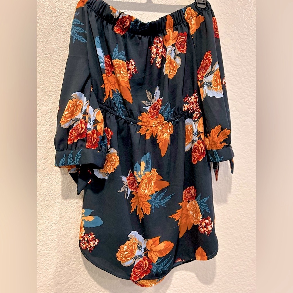 Navy Blue Floral Top